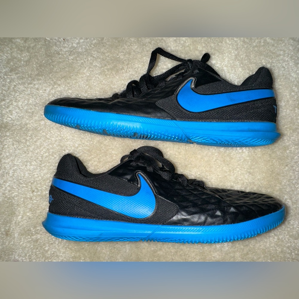 Nike tiempo indoor soccer kids shoes